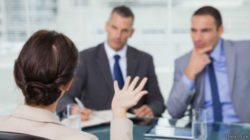 ماذا تفعل بعد مقابلة العمل؟