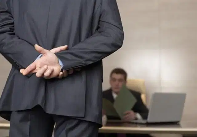 لغة الجسد في مقابلات العمل