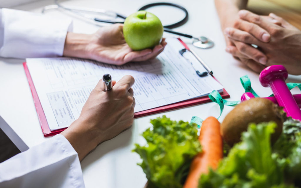 قرار توطين مهن التغذية العلاجية